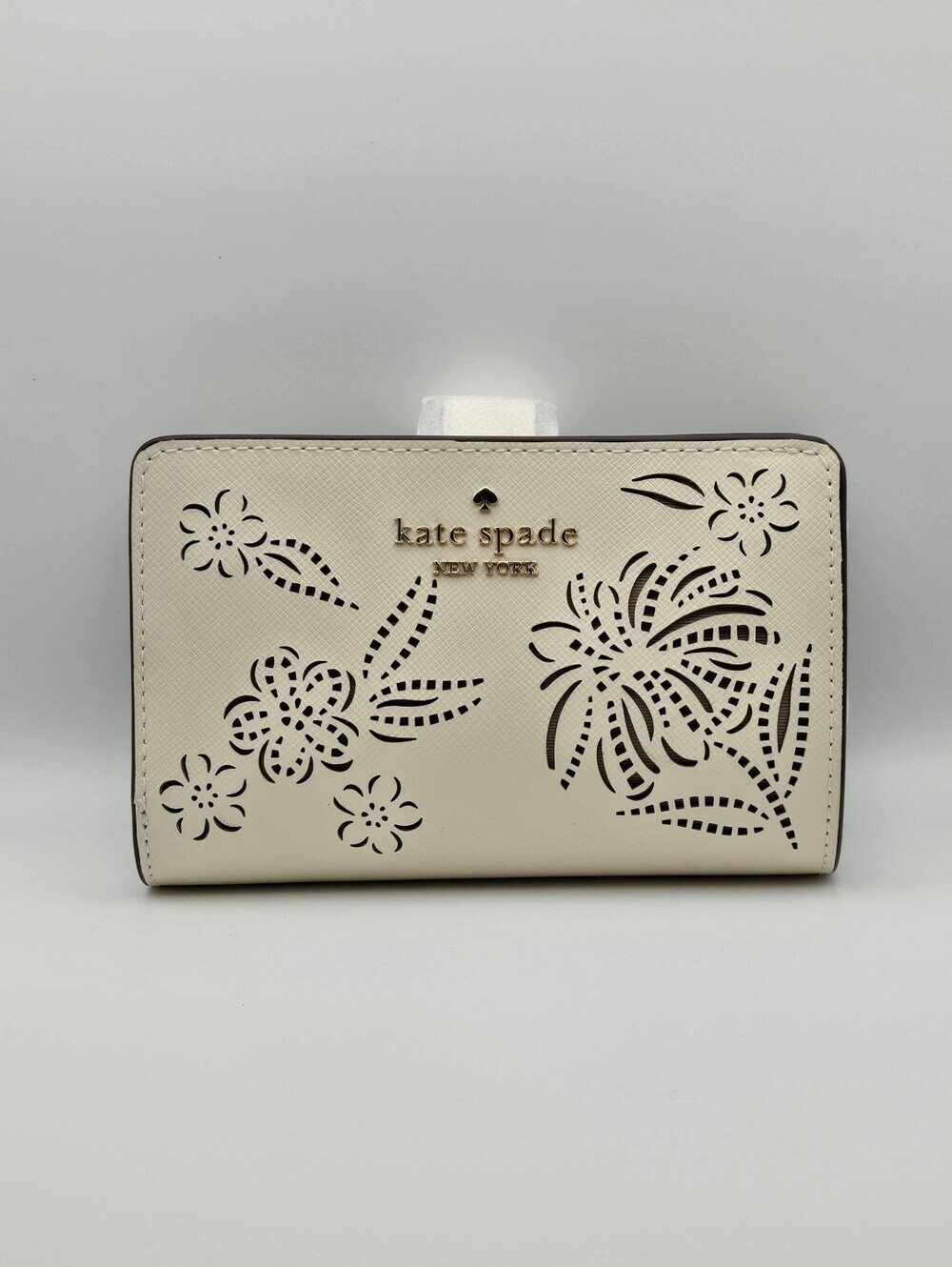 kate spade NIB Madison Medium Compact Bifold Wallet In Meringue